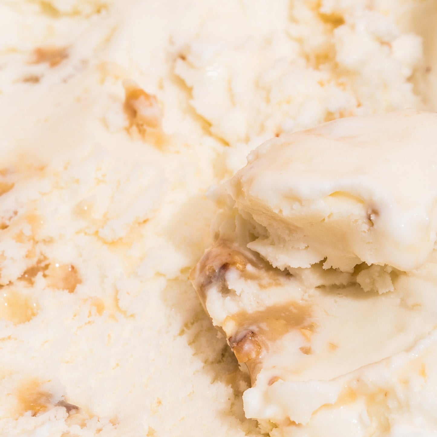 Brown Butter Almond Brittle Pint Jeni's Splendid Ice Creams
